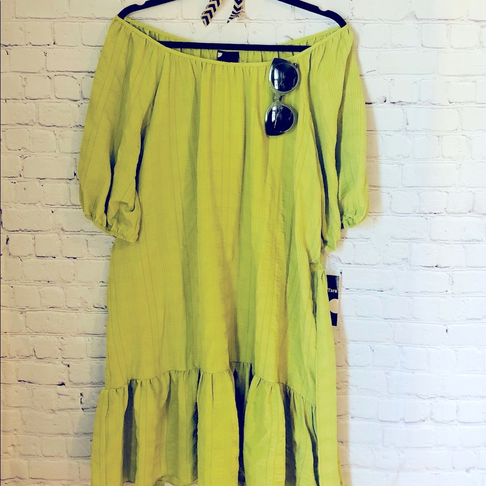 Maison Tara Ruffle Dress, Blouson Sleeves w/detachable belt- Size 14